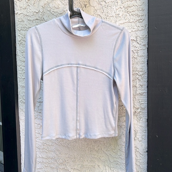 Aritzia Wilfred-free turtleneck size large - Picture 2 of 4